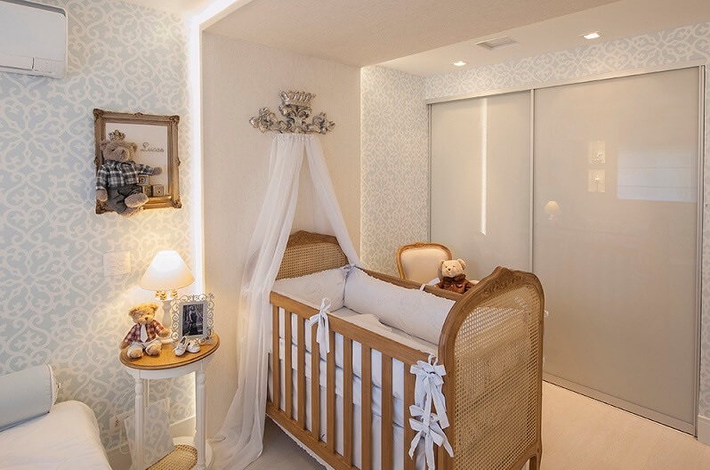quarto de bebe simples decorado e planejado
